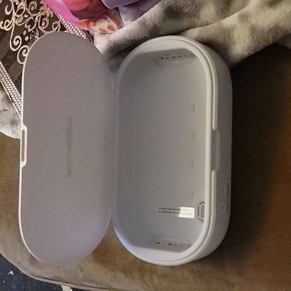 UV sanitizer - Picture 2 of 3